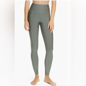Alo High Waist Airlift Legging in Limestone